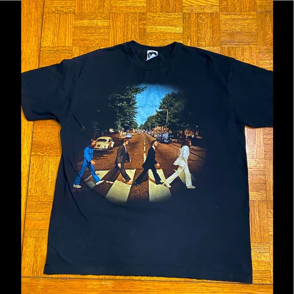 The Beatles Other - Apple Corp 2005 Beatles Abby Road Tee Shirt XL A1